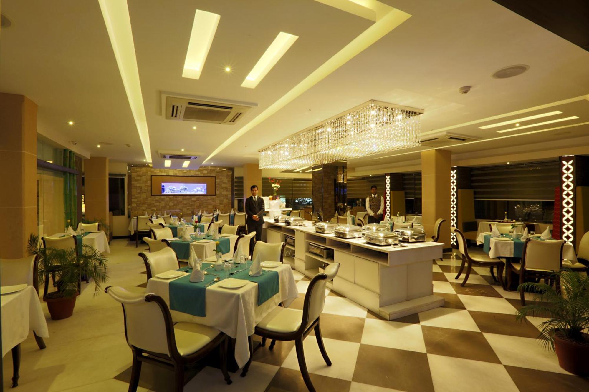 Westin Residency Igi Airport Delhi 4* New Delhi