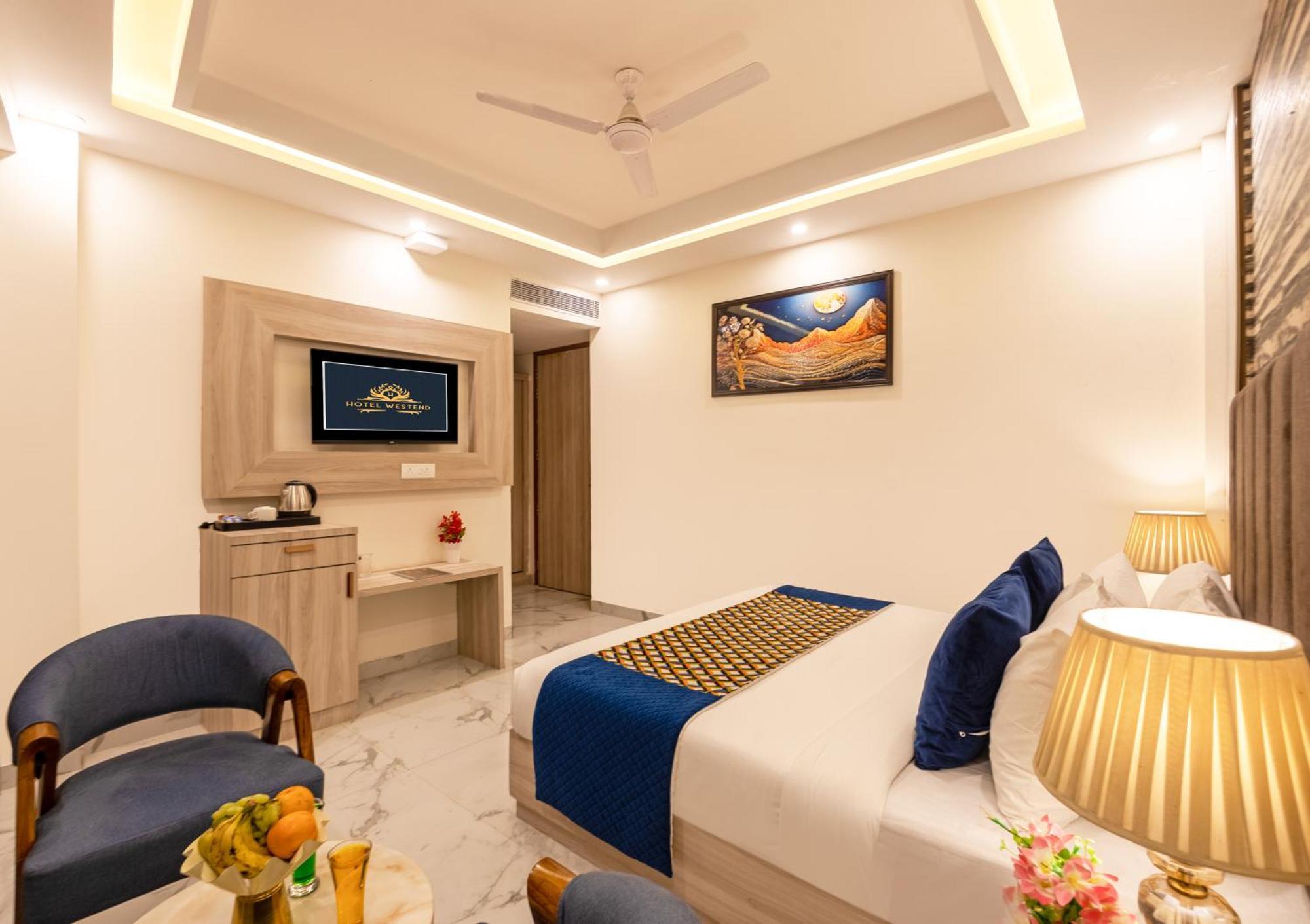 Westin Residency Igi Airport Delhi Hotel New Delhi