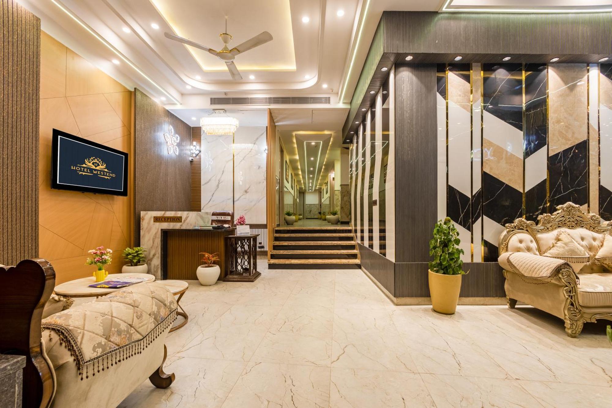 Hotel Westin Residency Igi Airport Delhi 4*