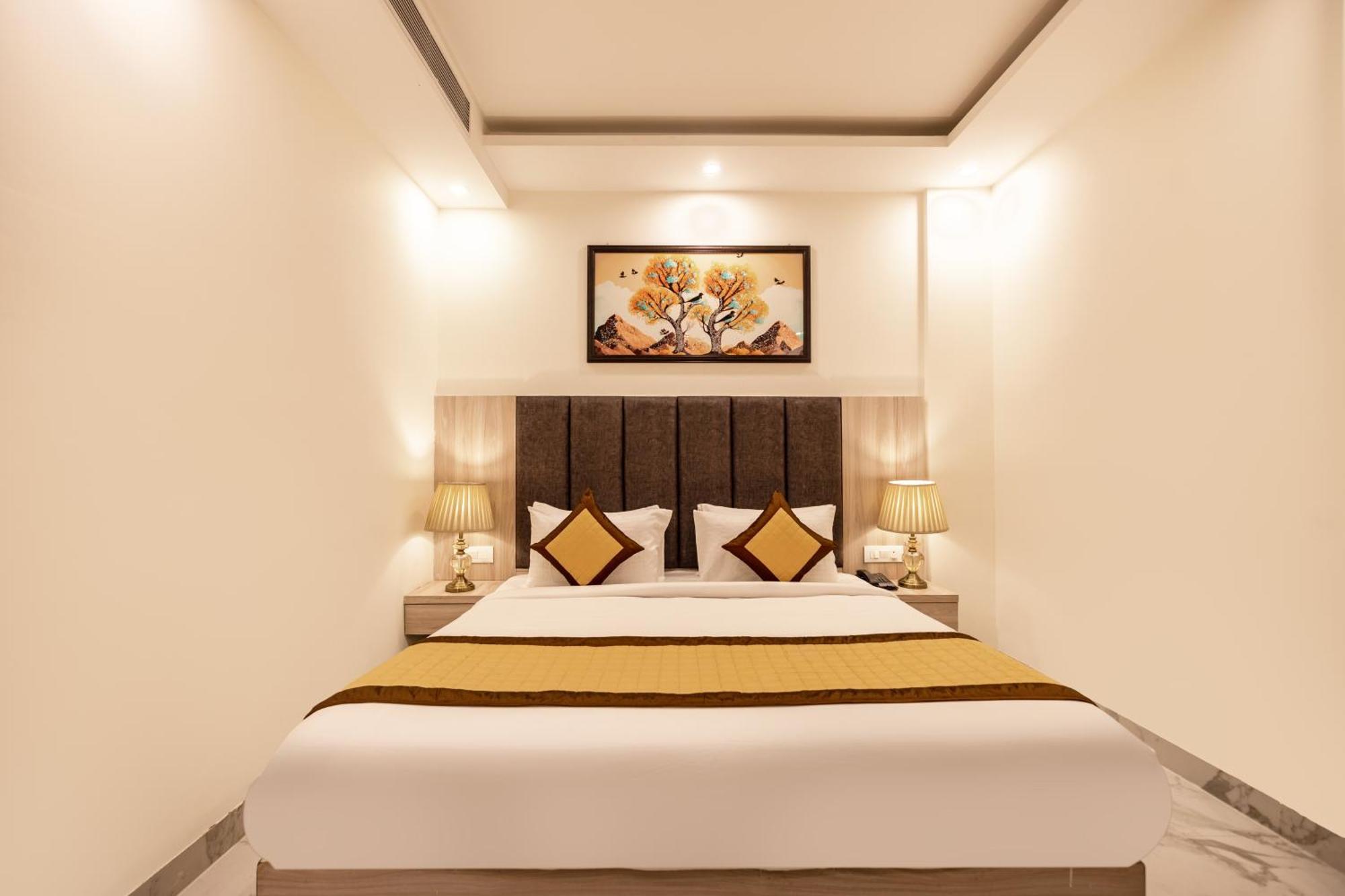 Westin Residency Igi Airport Delhi Hotel New Delhi
