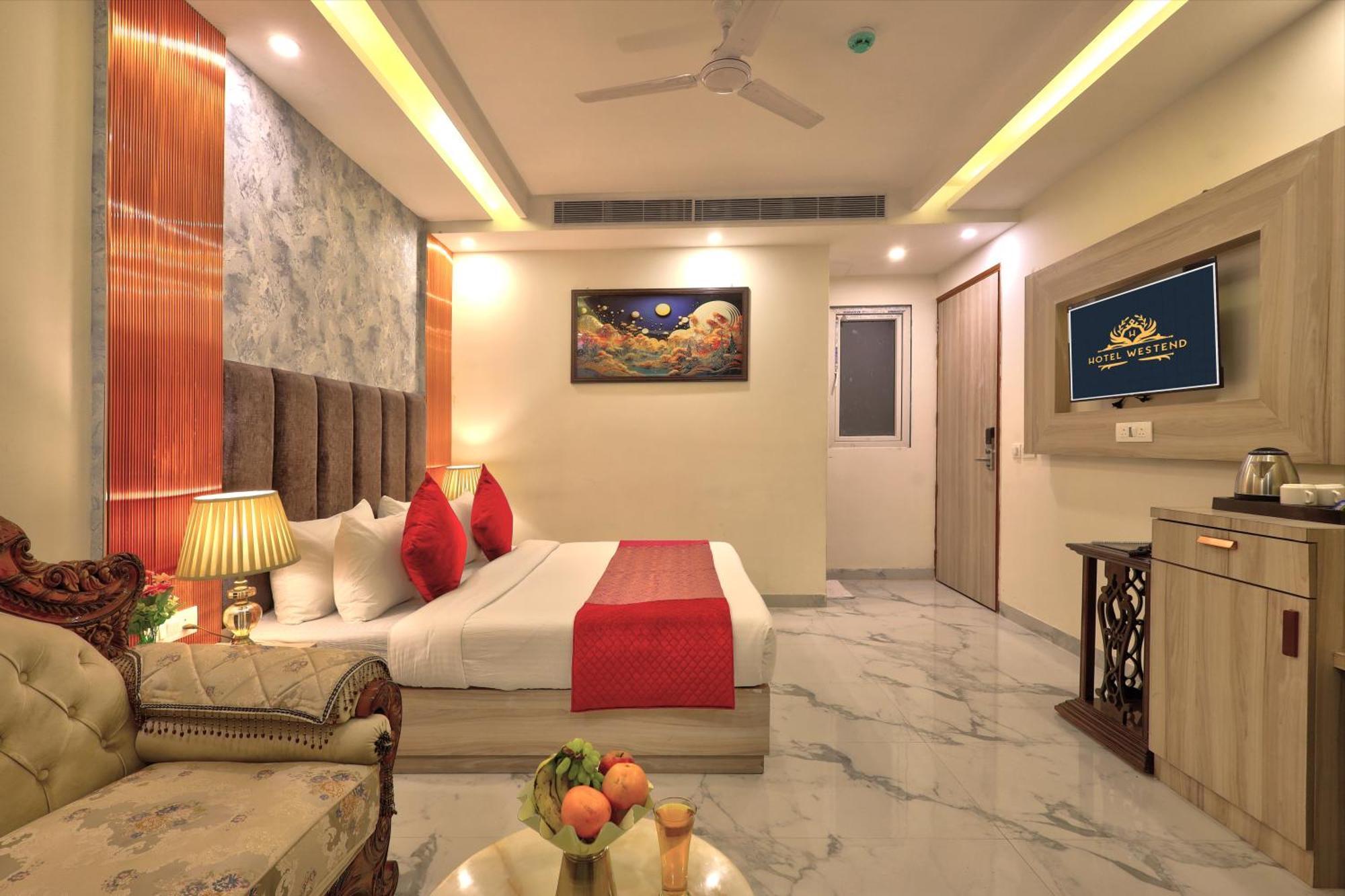 West End Igi Airport Delhi Hotel